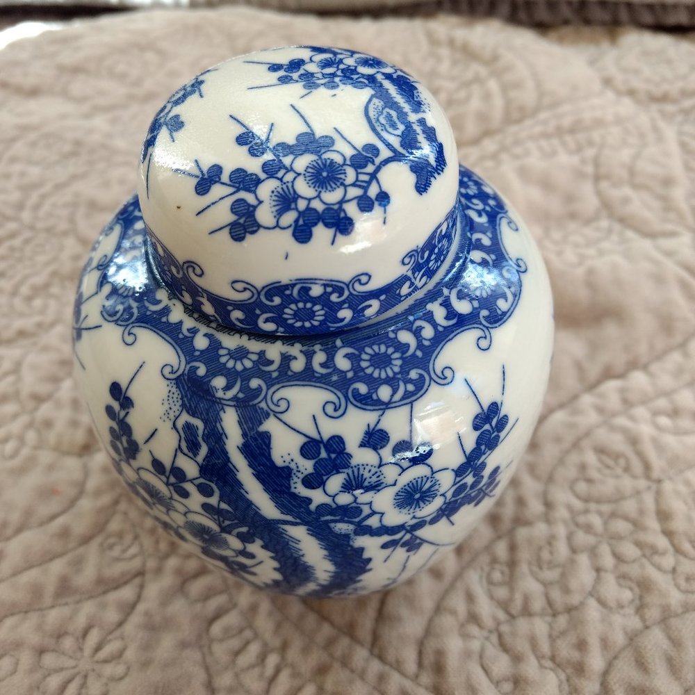 vintage ginger jar